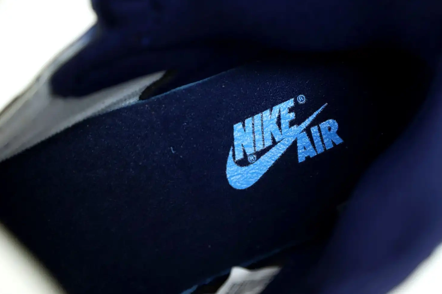 RETRO 'OBSIDIAN' OG JORDAN Kimikick AIR HIGH 1 0522